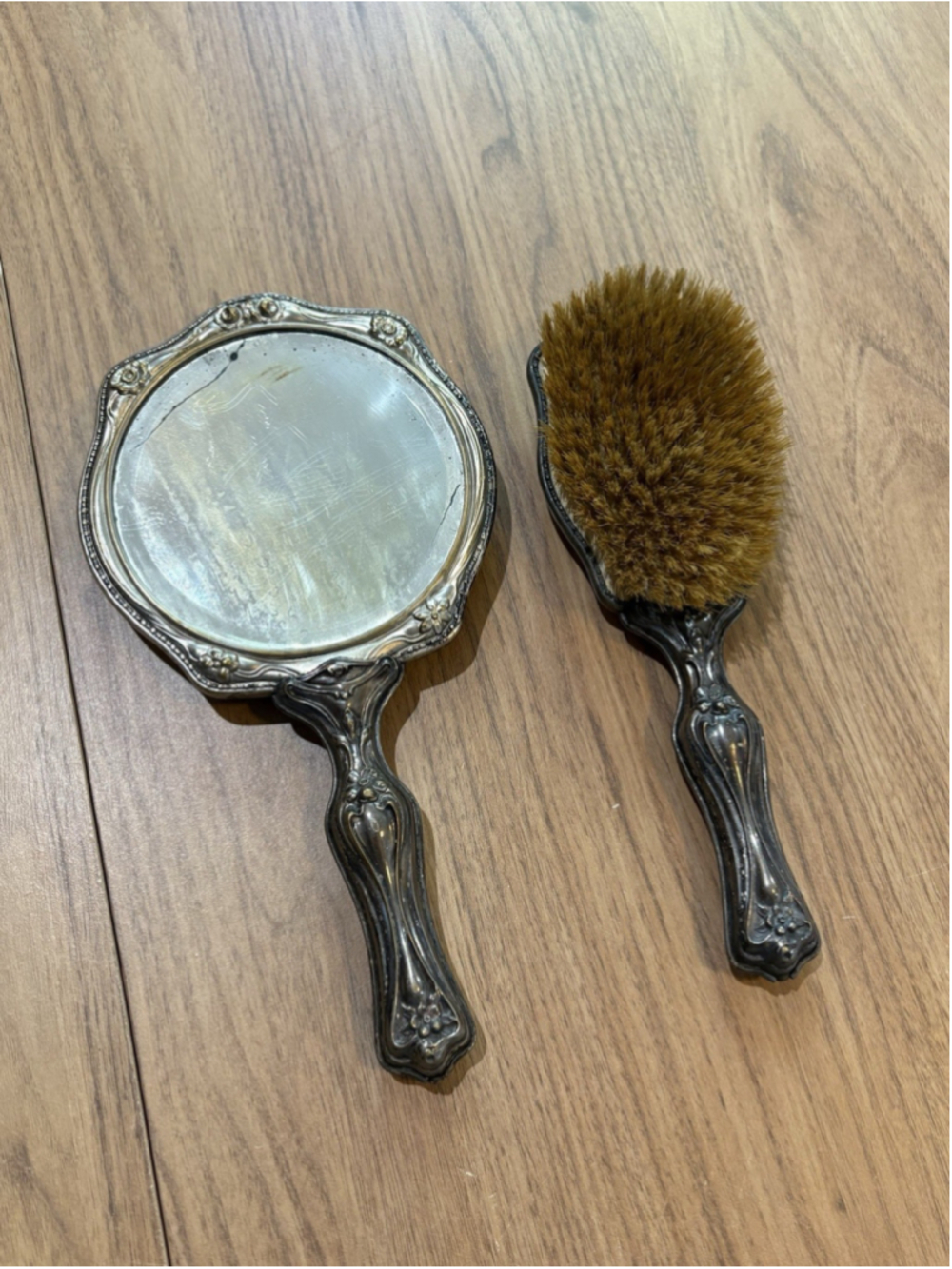 VTG Art Nouveau Silver plate Cherub Angel Hand Held Vanity Mirror & Brush BS